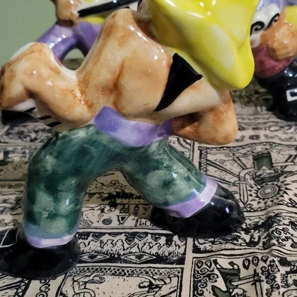 VTG Shearwater Ceramic Pirate Collection Figurine w accordion - Picture 2 of 2